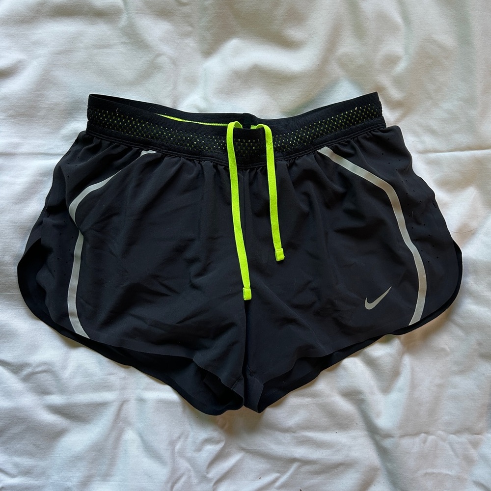 Nike Women's Aeroswift Shorts - XS